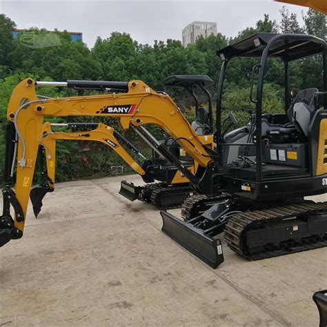 SANY SY26U Mini (up to 12,000 lbs) Excavators For 